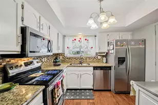 10407 Larissa St, Orlando, FL 32821 - Photo 8