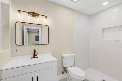 2201 Riverview Boulevard, Bradenton, FL 34205 - Photo 28