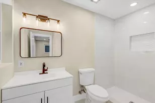 2201 Riverview Blvd, Bradenton, FL 34205 - Photo 28
