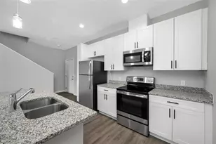 2115 Sebring Pl, Clearwater, FL 33760 - Photo 10