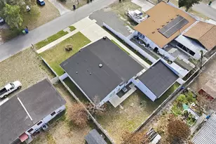 10104 N Dartmouth Ave, Tampa, FL 33612 - Photo 48