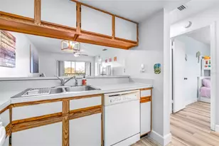 6077 113th St, Seminole, FL 33772 - Photo 16