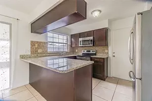 8327 Jacqueline Ct, Zephyrhills, FL 33541 - Photo 16