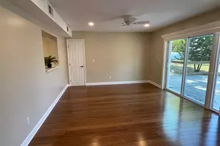 6556 27th St N, Saint Petersburg, FL 33702 - Photo 10