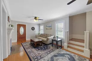 614 8th St N, Saint Petersburg, FL 33701 - Photo 16