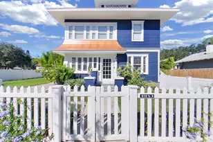 614 8th St N, Saint Petersburg, FL 33701 - Photo 1