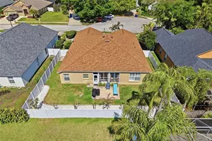 8740 Maple Pond Ct, Trinity, FL 34655 - Photo 4