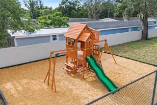 7604 Abbey Ln, Tampa, FL 33617 - Photo 32