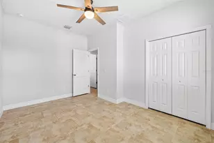 3813 Milflores Dr, Sun City Center, FL 33573 - Photo 18