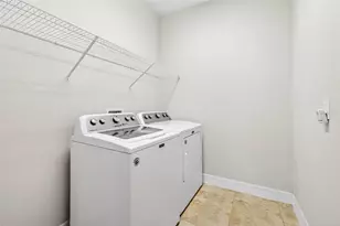 3813 Milflores Dr, Sun City Center, FL 33573 - Photo 26