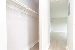 8340 12th St N, Saint Petersburg, FL 33702 - Photo 10