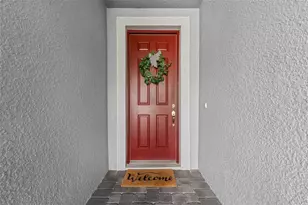 8011 Red Orchard Ct, Tampa, FL 33635 - Photo 4