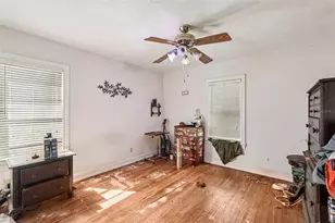 806 33rd St Ct W, Bradenton, FL 34205 - Photo 10