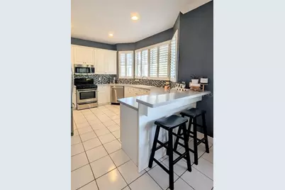2919 Bayshore Vista Drive, Tampa, FL 33611 - Photo 10