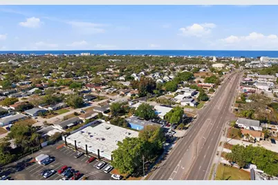 11696 Currie Lane, Largo, FL 33774 - Photo 30