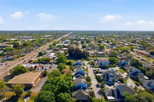 11696 Currie Ln, Largo, FL 33774 - Photo 32