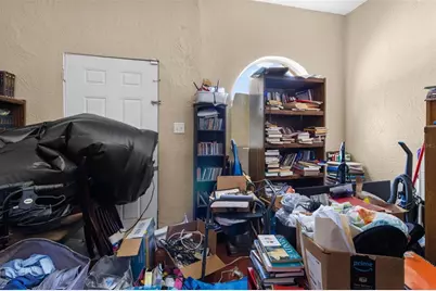 1900 17th Street S, Saint Petersburg, FL 33712 - Photo 14