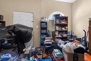 1900 17th St S, Saint Petersburg, FL 33712 - Photo 14