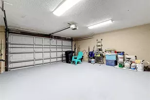 2400 Granada Cir W, Saint Petersburg, FL 33712 - Photo 40