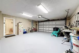 2400 Granada Cir W, Saint Petersburg, FL 33712 - Photo 42