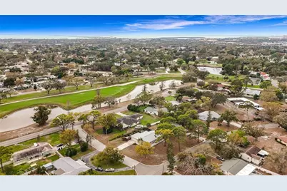 2400 Granada Circle W, Saint Petersburg, FL 33712 - Photo 72