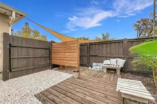 2400 Granada Cir W, Saint Petersburg, FL 33712 - Photo 52