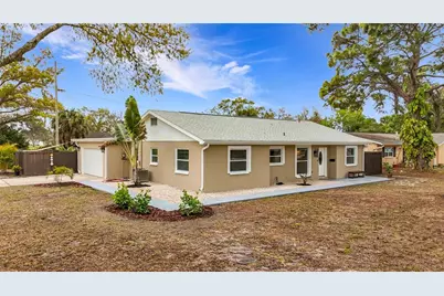 2400 Granada Circle W, Saint Petersburg, FL 33712 - Photo 62