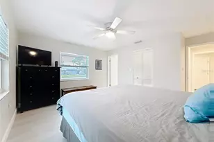 2400 Granada Cir W, Saint Petersburg, FL 33712 - Photo 34