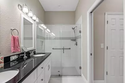 29800 Anand Vihar Drive, Wesley Chapel, FL 33543 - Photo 16