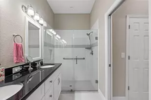 29800 Anand Vihar Dr, Wesley Chapel, FL 33543 - Photo 16