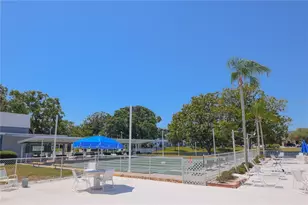 8325 112th St, Seminole, FL 33772 - Photo 20