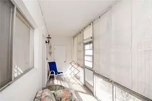 8325 112th St, Seminole, FL 33772 - Photo 14