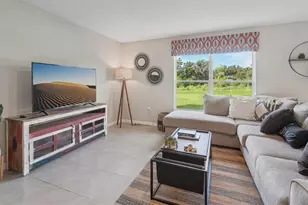 17563 Acorn Drop Rd, Land O Lakes, FL 34638 - Photo 6