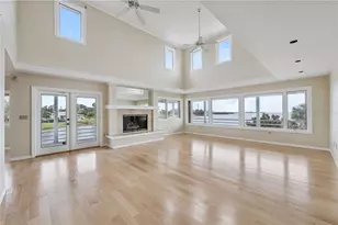 1906 Gulfview Dr, Holiday, FL 34691 - Photo 18