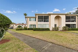 10375 Carrollwood Ln, Tampa, FL 33618 - Photo 28