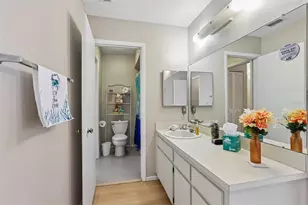 8419 Laurelon Pl, Temple Terrace, FL 33637 - Photo 26