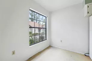 8419 Laurelon Pl, Temple Terrace, FL 33637 - Photo 6