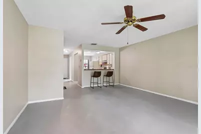8419 Laurelon Place, Temple Terrace, FL 33637 - Photo 12