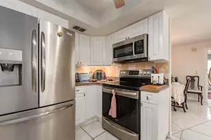 14370 91st Ave, Seminole, FL 33776 - Photo 12