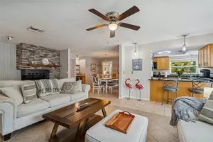 605 25th St SW, Largo, FL 33770 - Photo 12