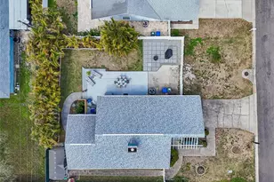 605 25th St SW, Largo, FL 33770 - Photo 40