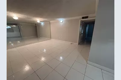 4718 Christa Court #317, Tampa, FL 33614 - Photo 6