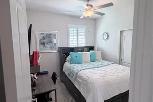 7616 Yale Harbor Dr, Wesley Chapel, FL 33545 - Photo 6