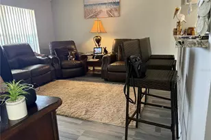 29402 Princeville Dr, San Antonio, FL 33576 - Photo 4