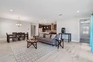 12453 Horseshoe Bend Dr, Lithia, FL 33547 - Photo 8