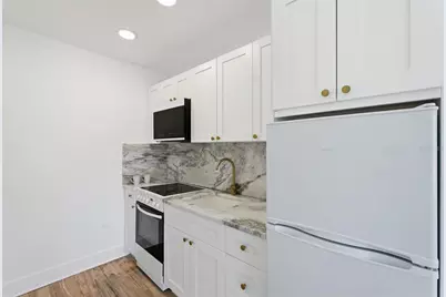 326 6th Avenue N, Saint Petersburg, FL 33701 - Photo 8