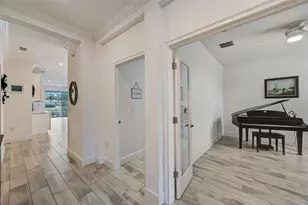 5413 Wishing Arch Dr, Apollo Beach, FL 33572 - Photo 10