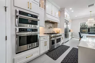 2913 Valencia Ridge St, Valrico, FL 33596 - Photo 14