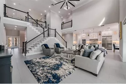 2913 Valencia Ridge Street, Valrico, FL 33596 - Photo 4