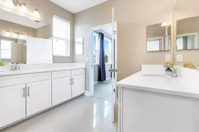 3963 Empoli Court, Wesley Chapel, FL 33543 - Photo 40